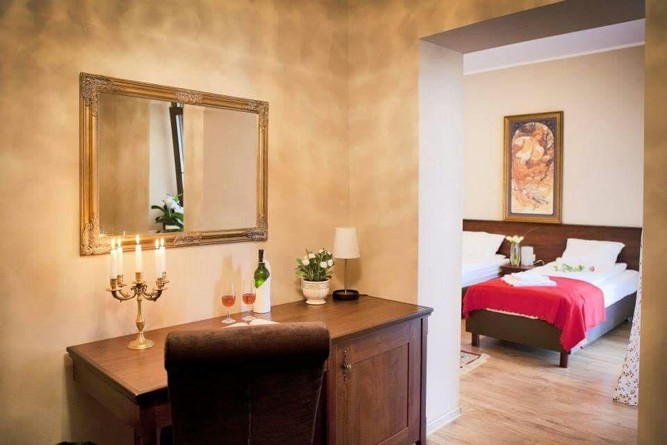 Bialy Kruk Hotel Starogard Gdanski Bagian luar foto